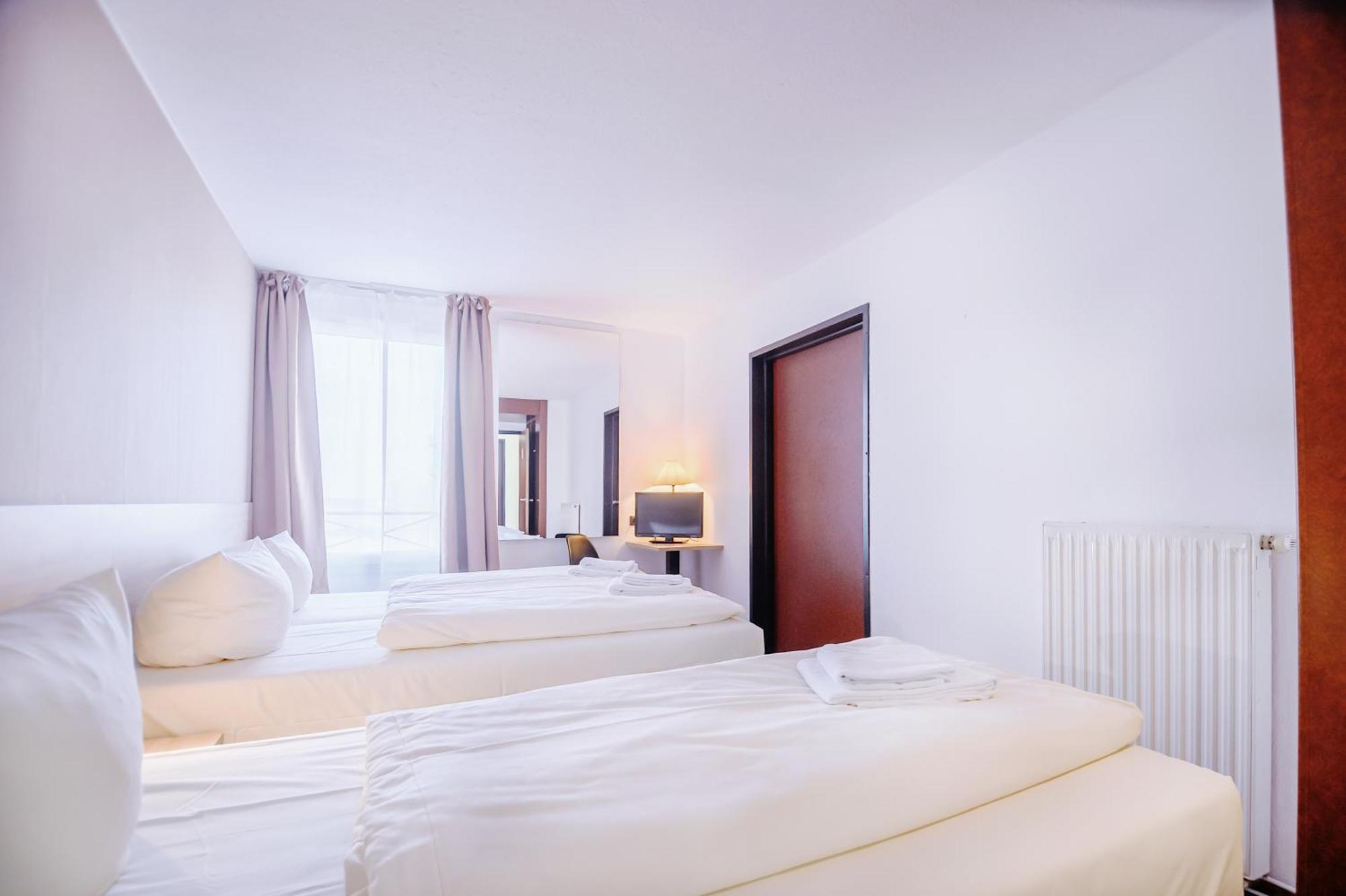 Hotel Leipzig West Schkeuditz Zimmer foto