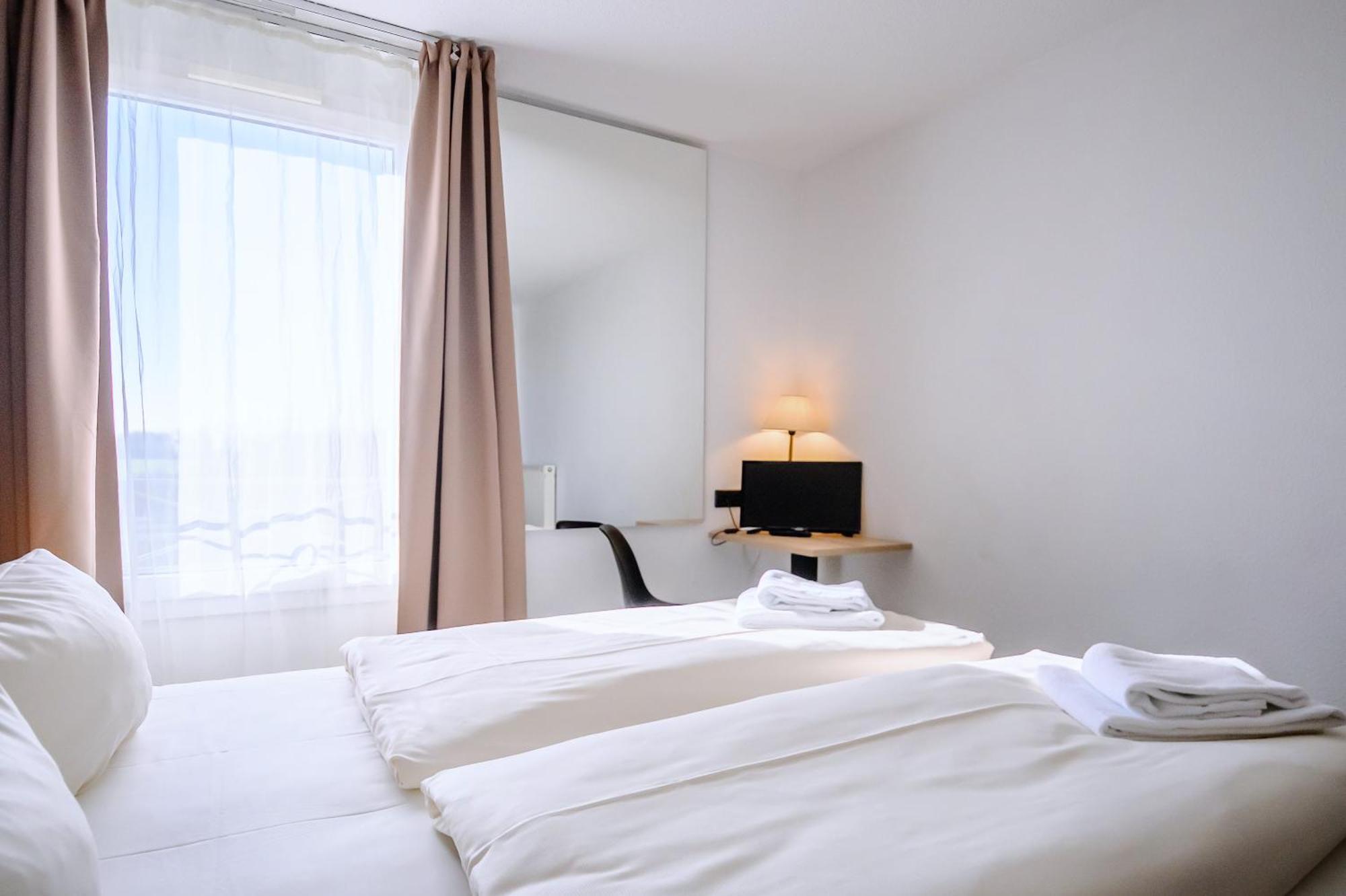 Hotel Leipzig West Schkeuditz Zimmer foto